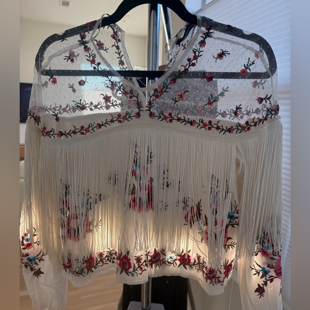 Zara XS - Fringe, lace, embroidery - cropped Western style top
